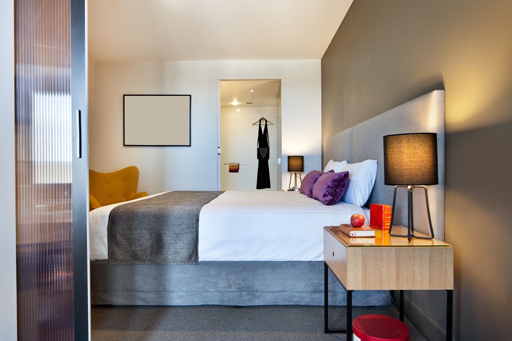 Airbnb Cleaning in Pima County What Hosts Should Expect Between Guest Turnovers